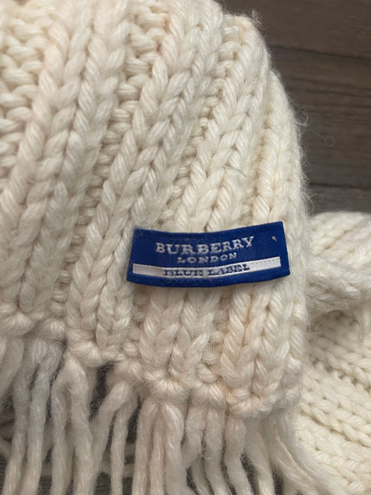 146. Burberry Cream Scarf