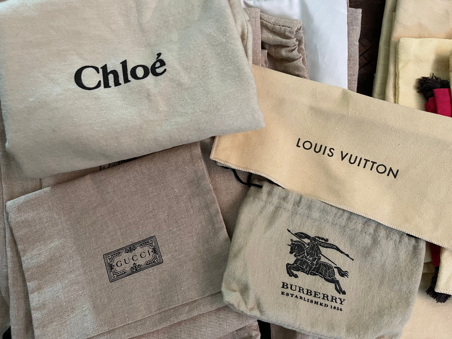 Random Brand Dustbag