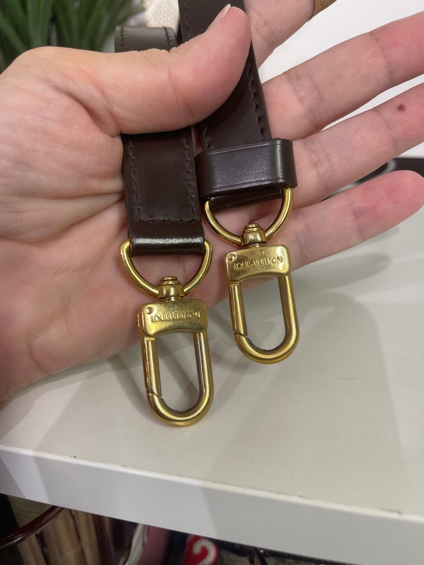 124. Louis Vuitton Damier Ebene Speedy 30 Bandolier