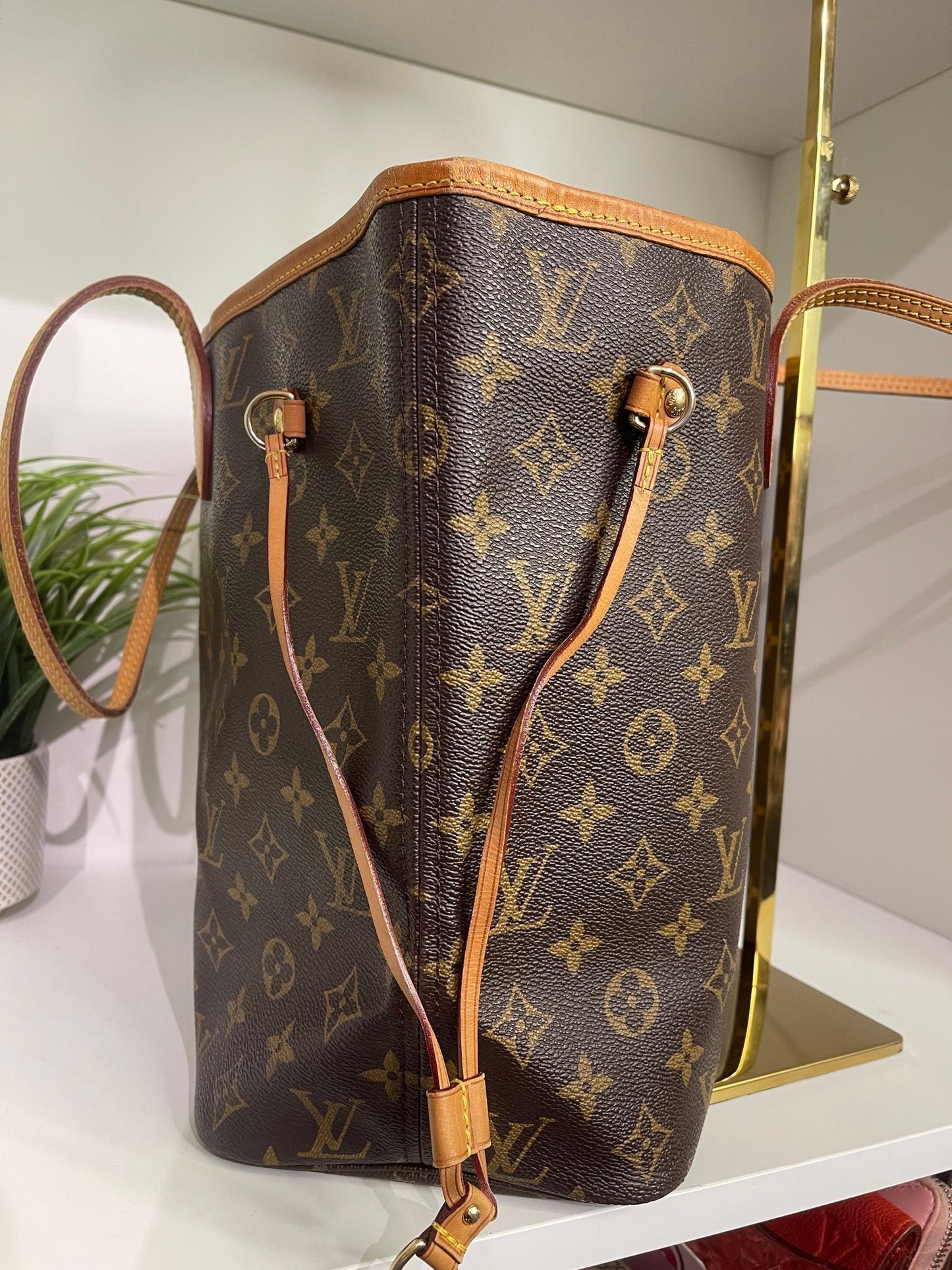 70. Louis Vuitton Monogram Neverfull MM