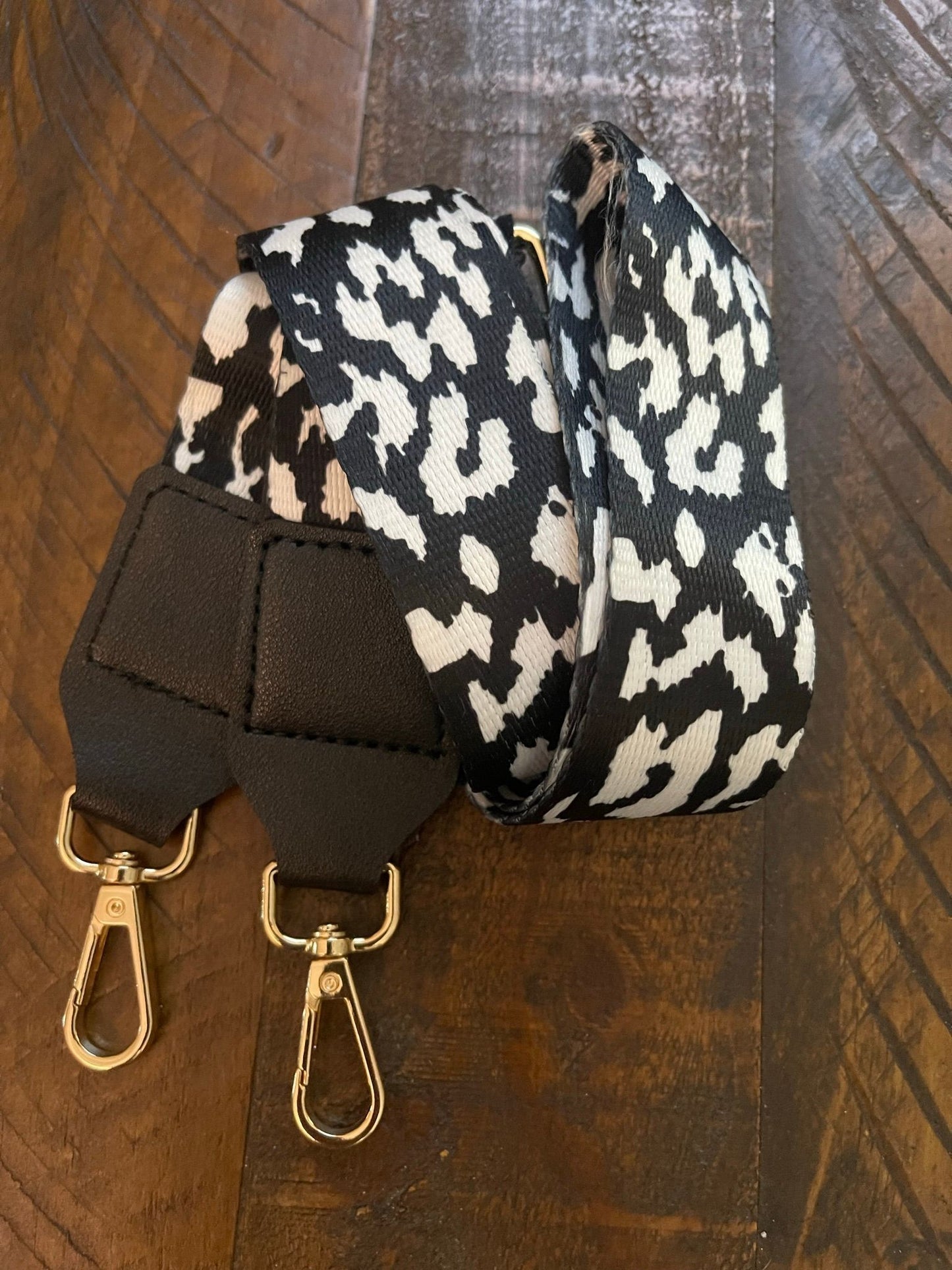 Guitar Strap - Black/White Cheetah