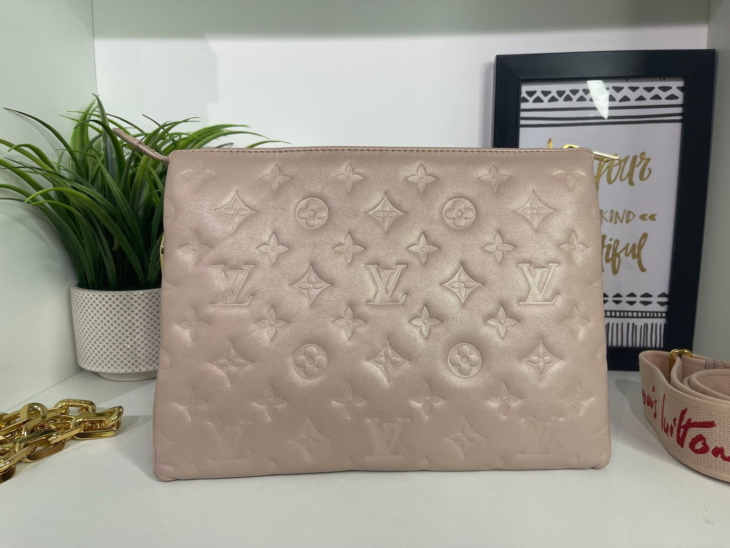 21. Louis Vuitton LE Fall In Love Coussin PM