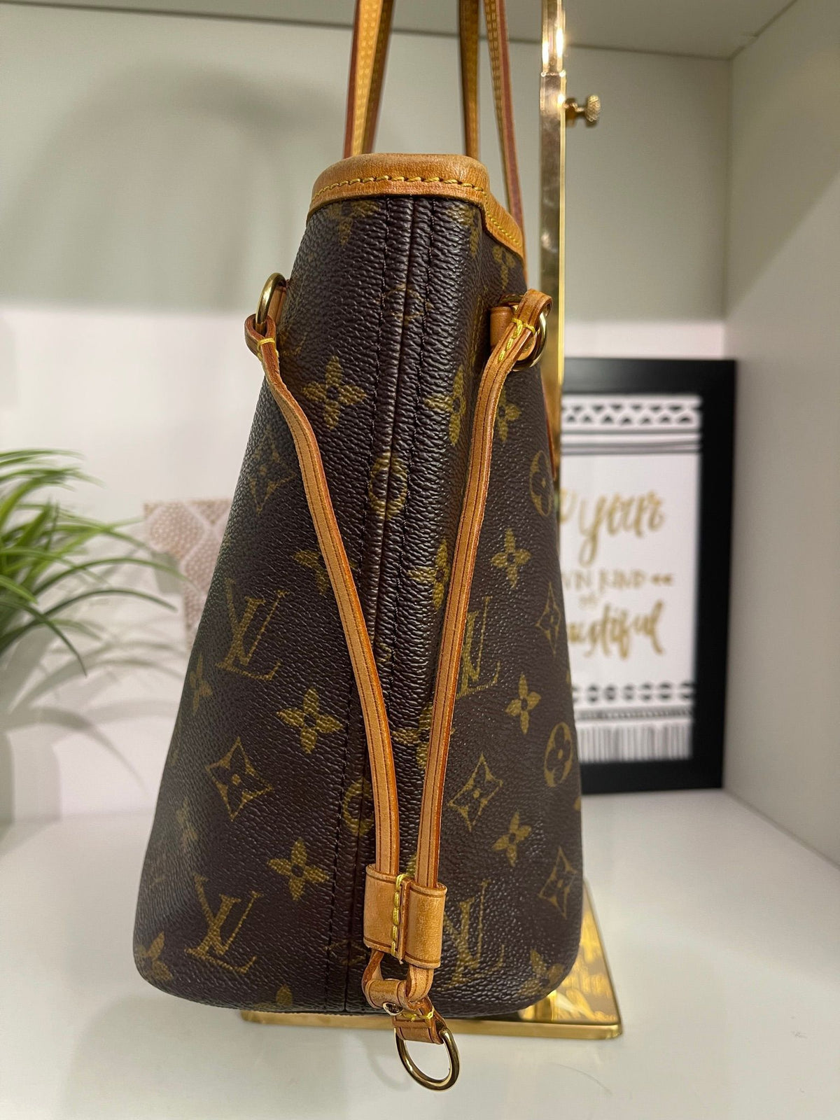 32. Louis Vuitton Monogram Neverfull PM
