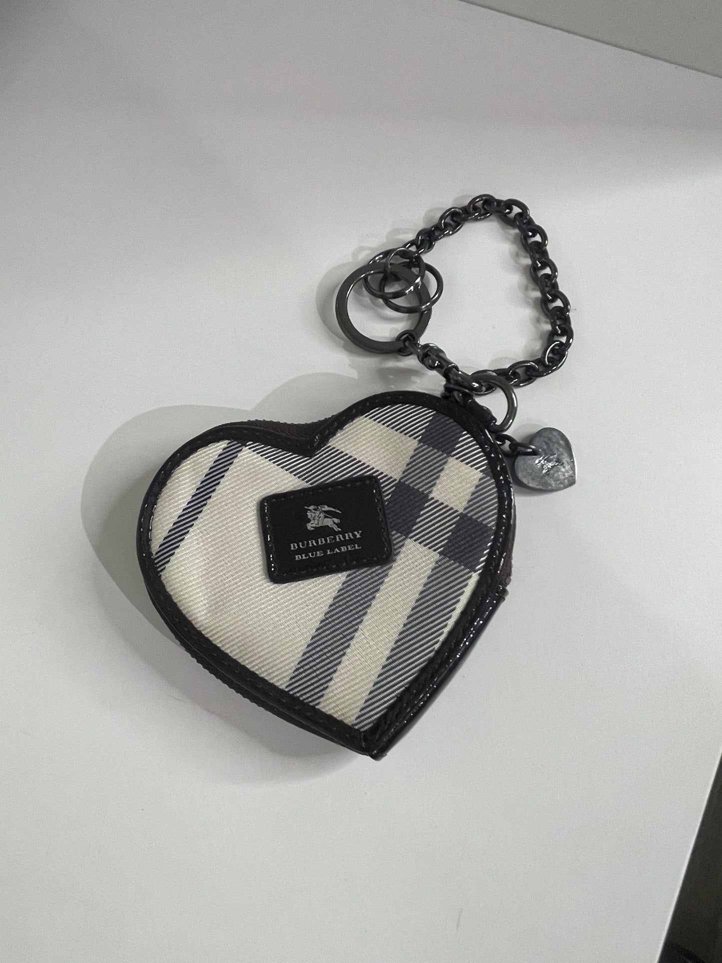 106. Burberry Blue Label Heart Coin Case