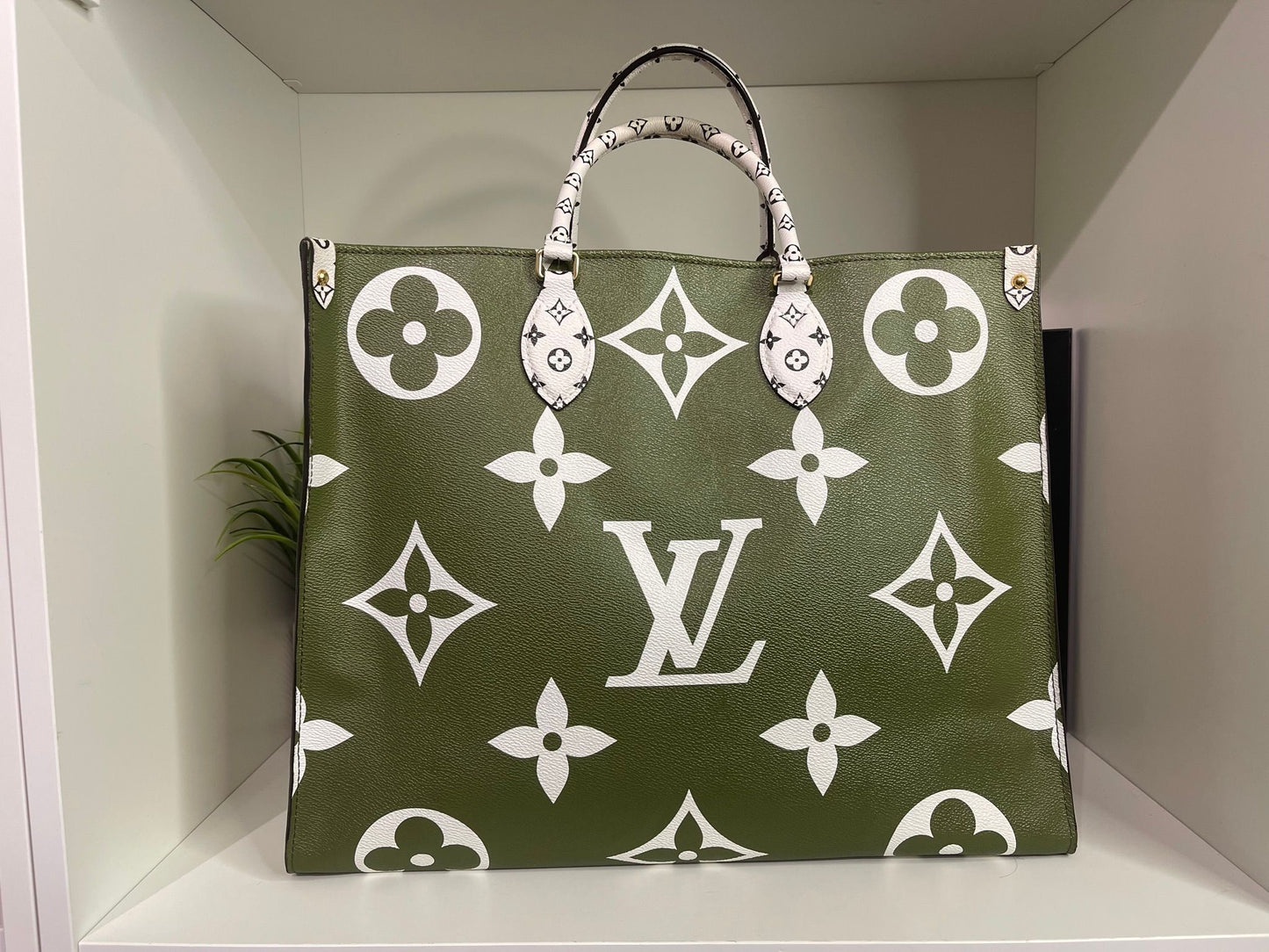 57. Louis Vuitton OnTheGo GM khaki & Green Tote