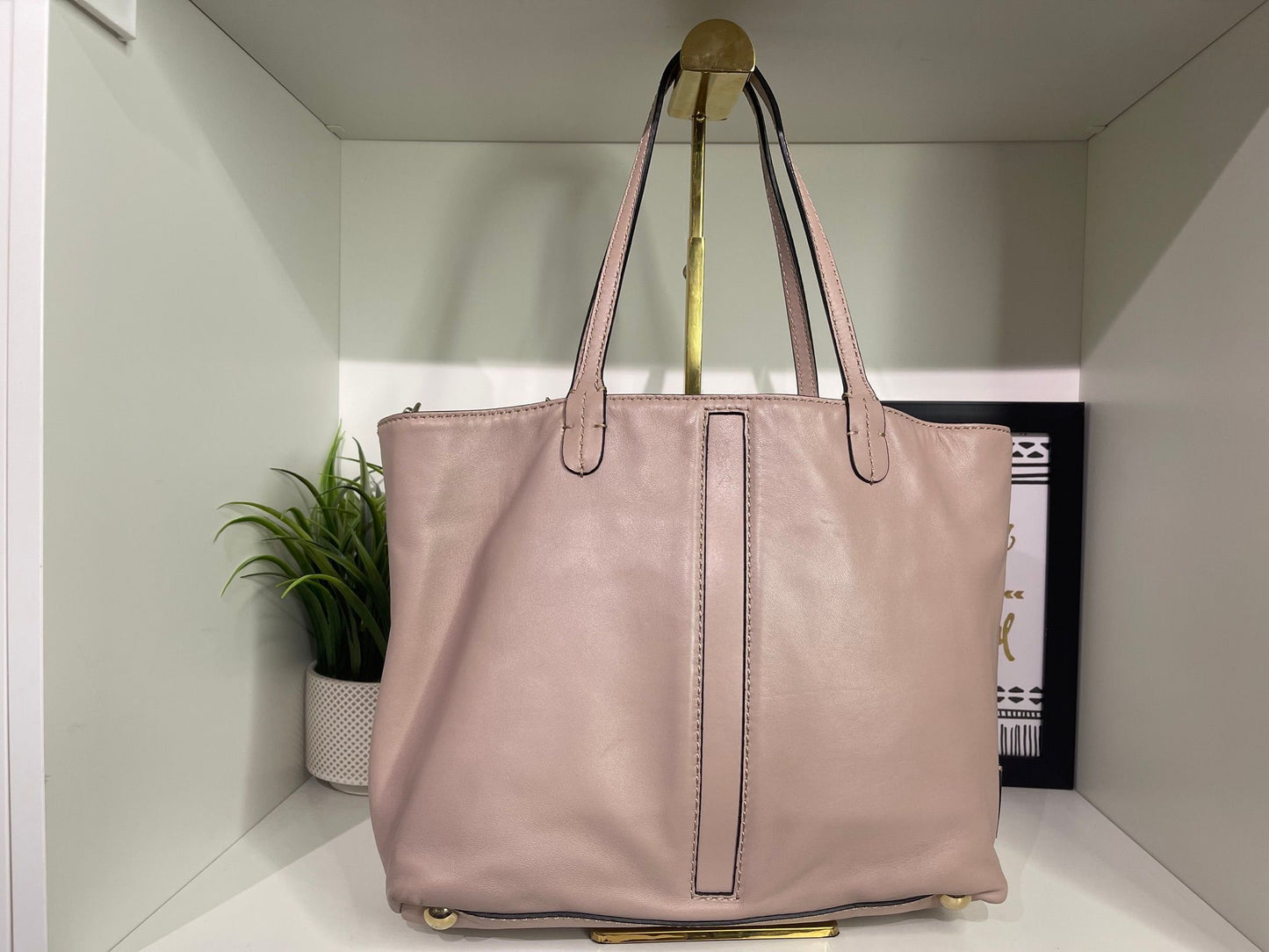 101. Valentino Rockstud Tote Dusty Rose
