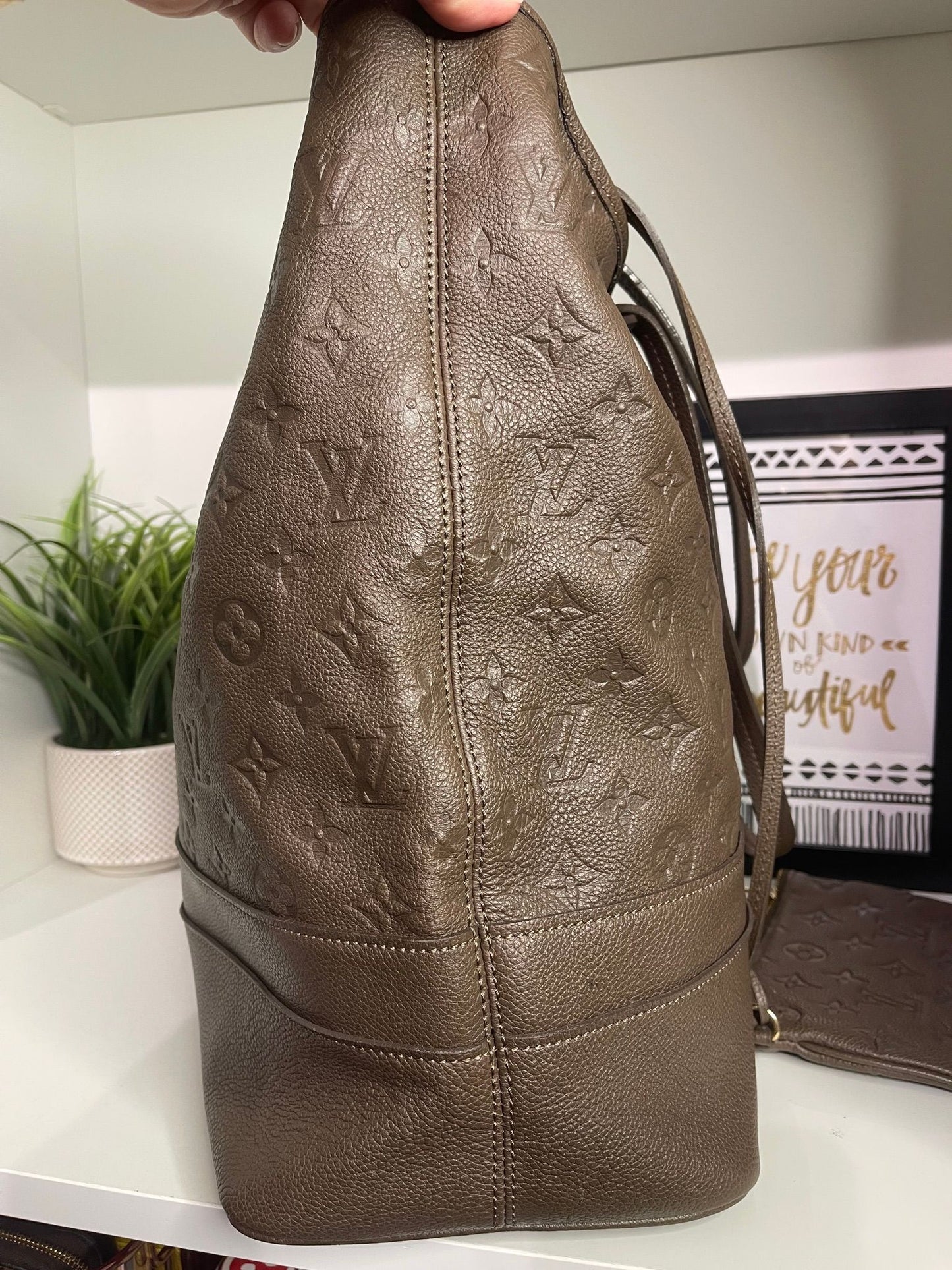 31. Louis Vuitton Mocha GM Citadine w/ Pouch