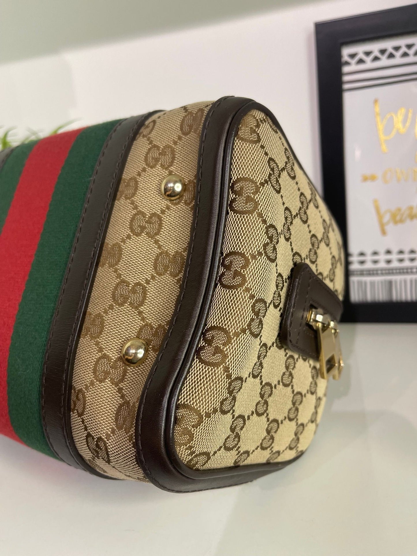 38. Gucci Sherry Line Boston 25 w/ Strap