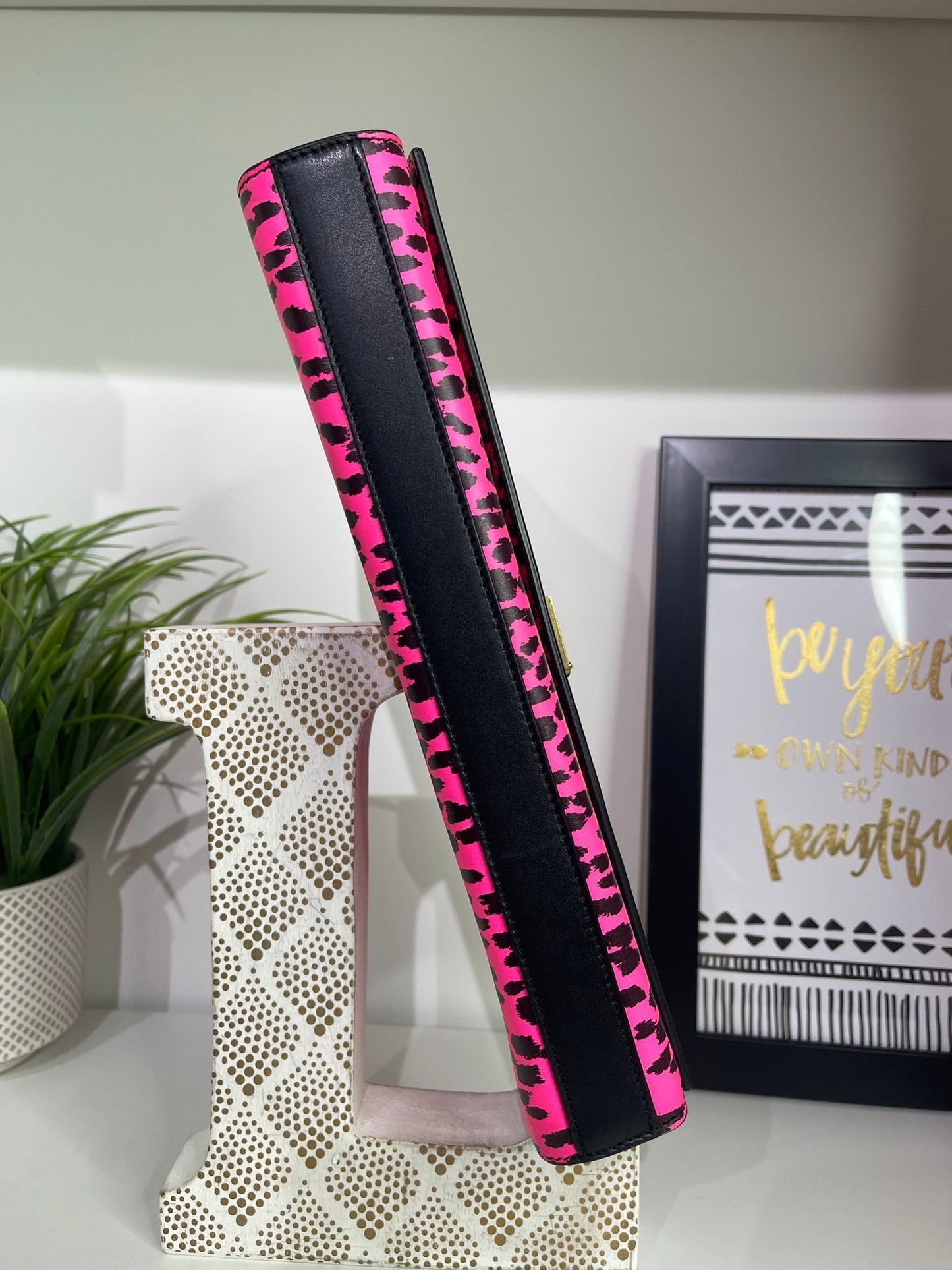 71. Saint Laurent YSL Hot Pink Leopard Cassandra Clutch
