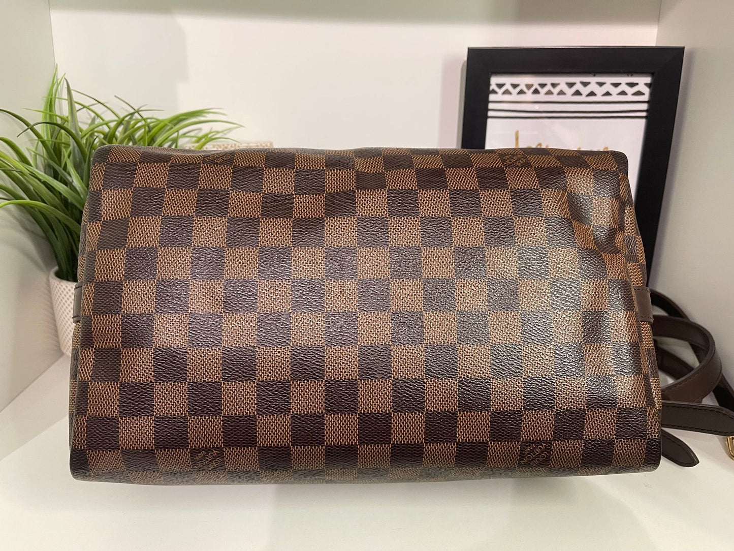 124. Louis Vuitton Damier Ebene Speedy 30 Bandolier