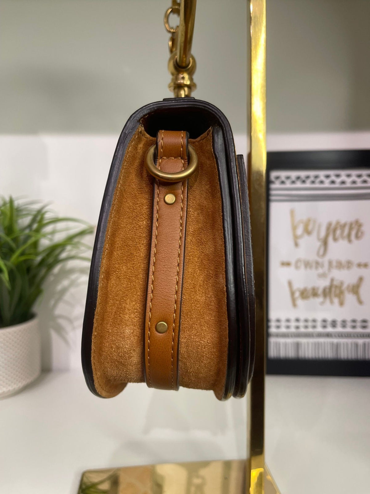 62. Chloe Nile Bracelet Bag Brown