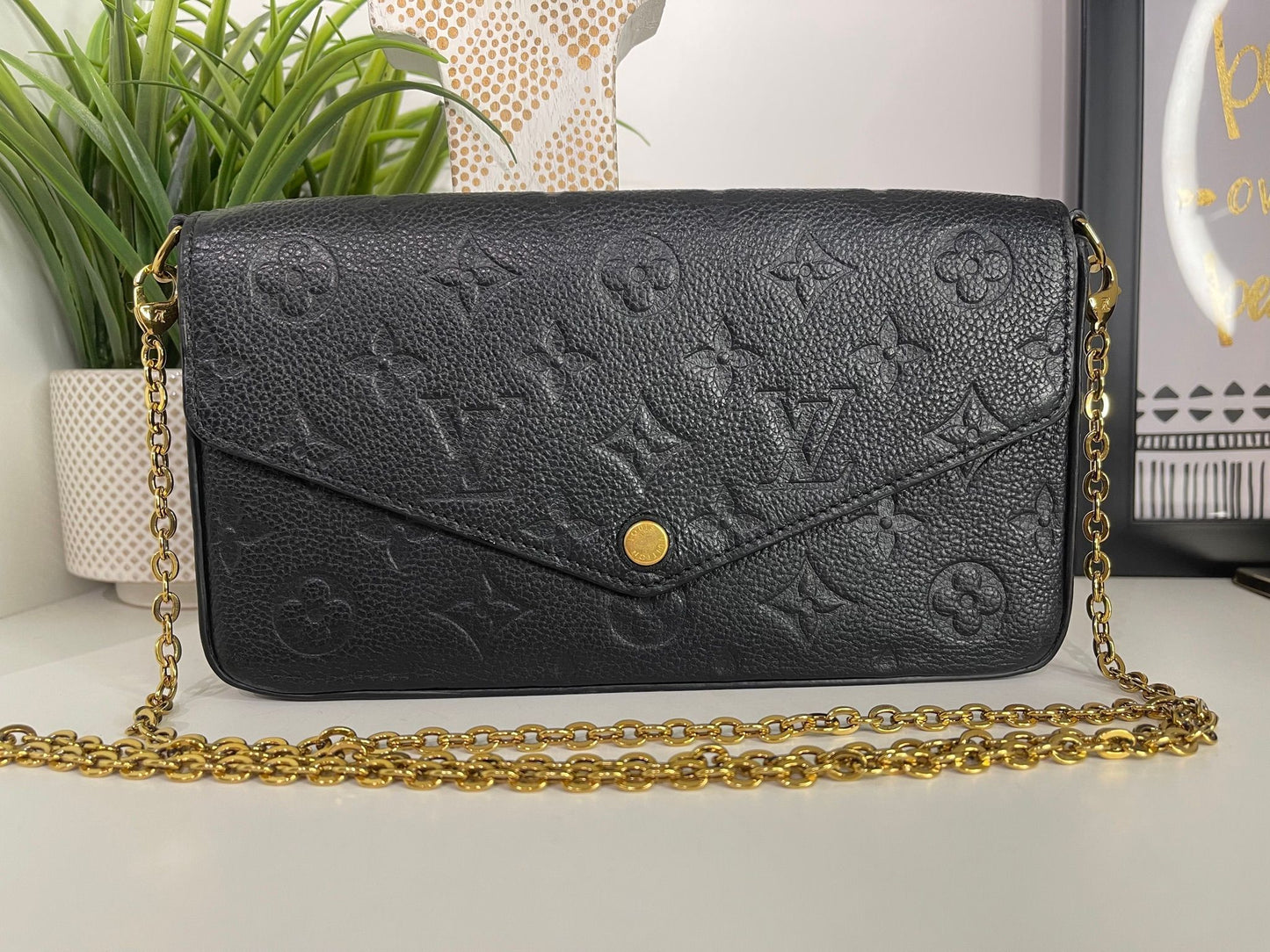 85. Louis Vuitton Black Empriente Felicie Pouchette