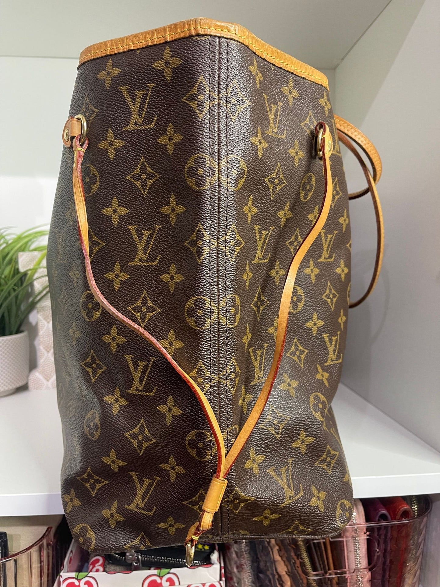 72. Louis Vuitton Monogram Neverfull GM