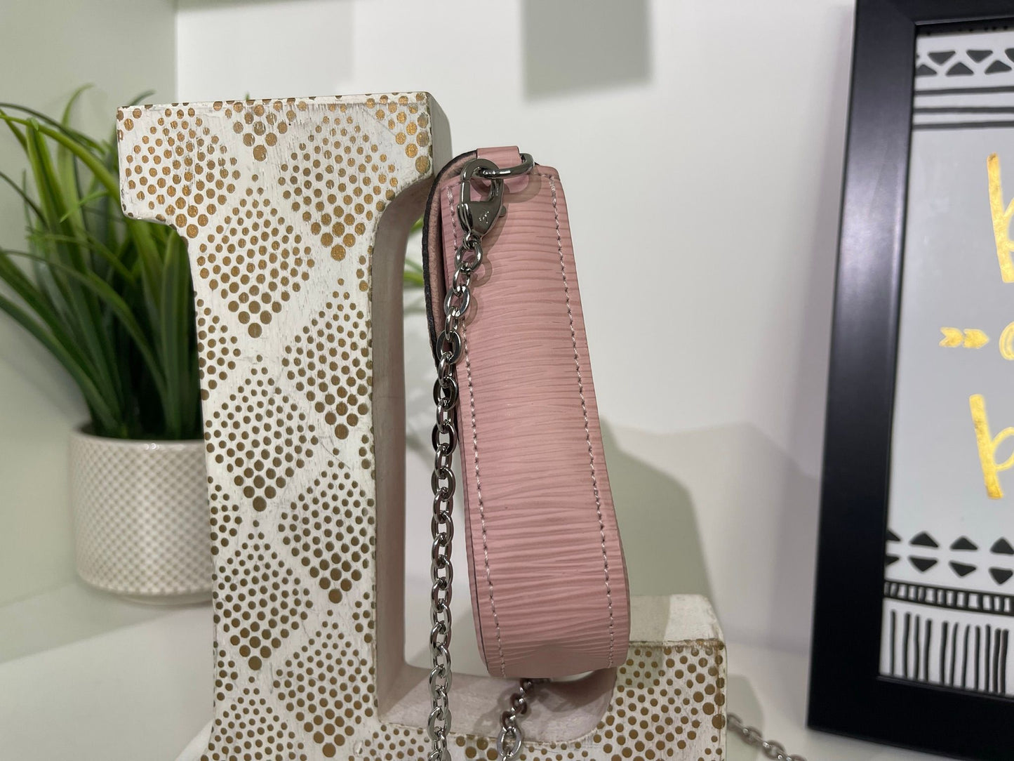 111. Louis Vuitton Pink Epi Felicie Pouchette
