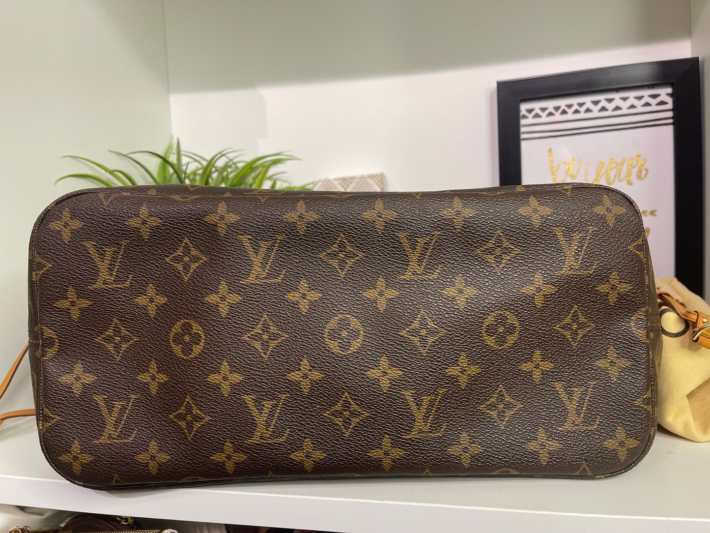 58. Louis Vuitton Monogram Neverfull MM