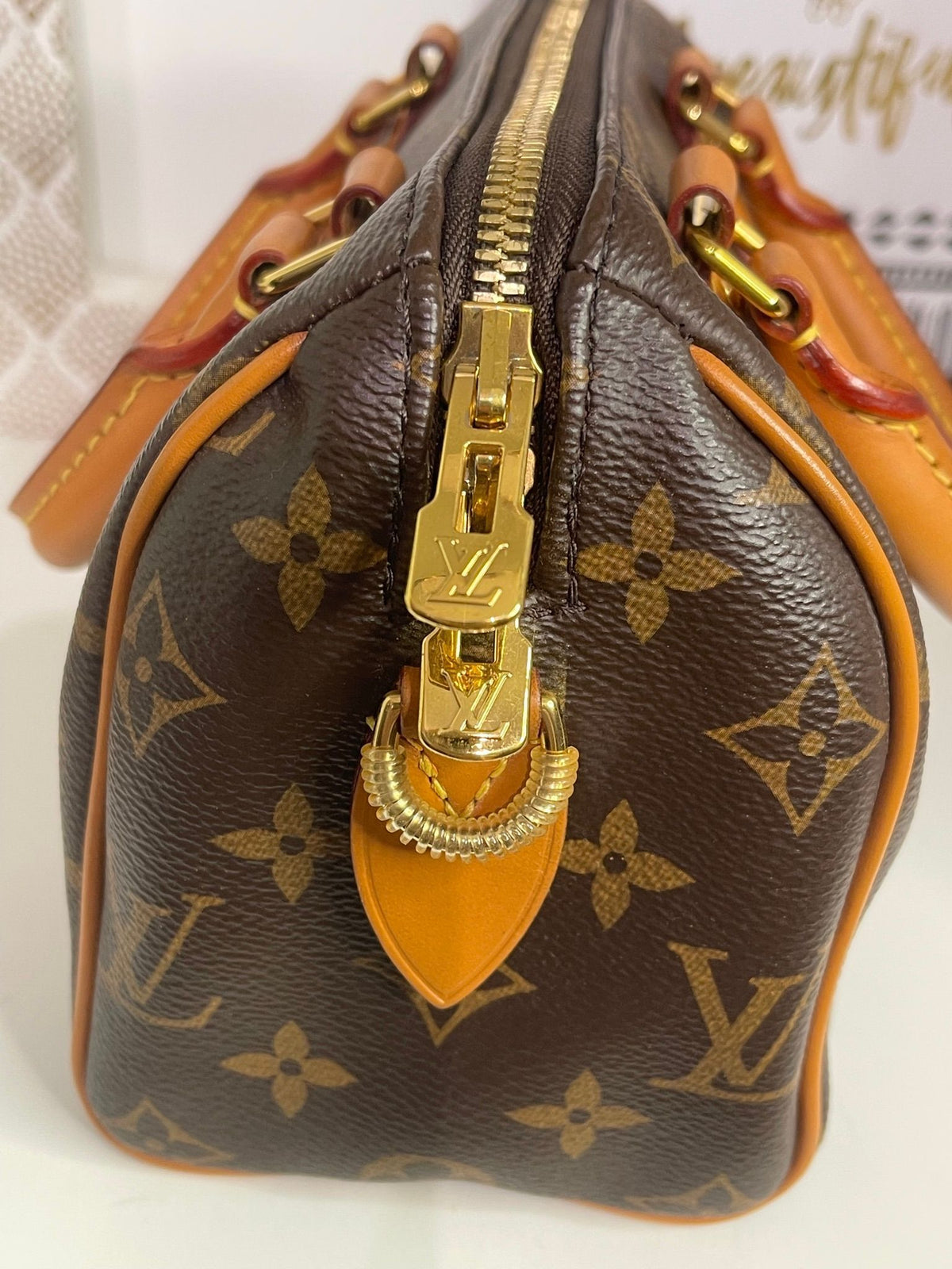 18. Louis Vuitton Monogram Speedy 20 Bandolier