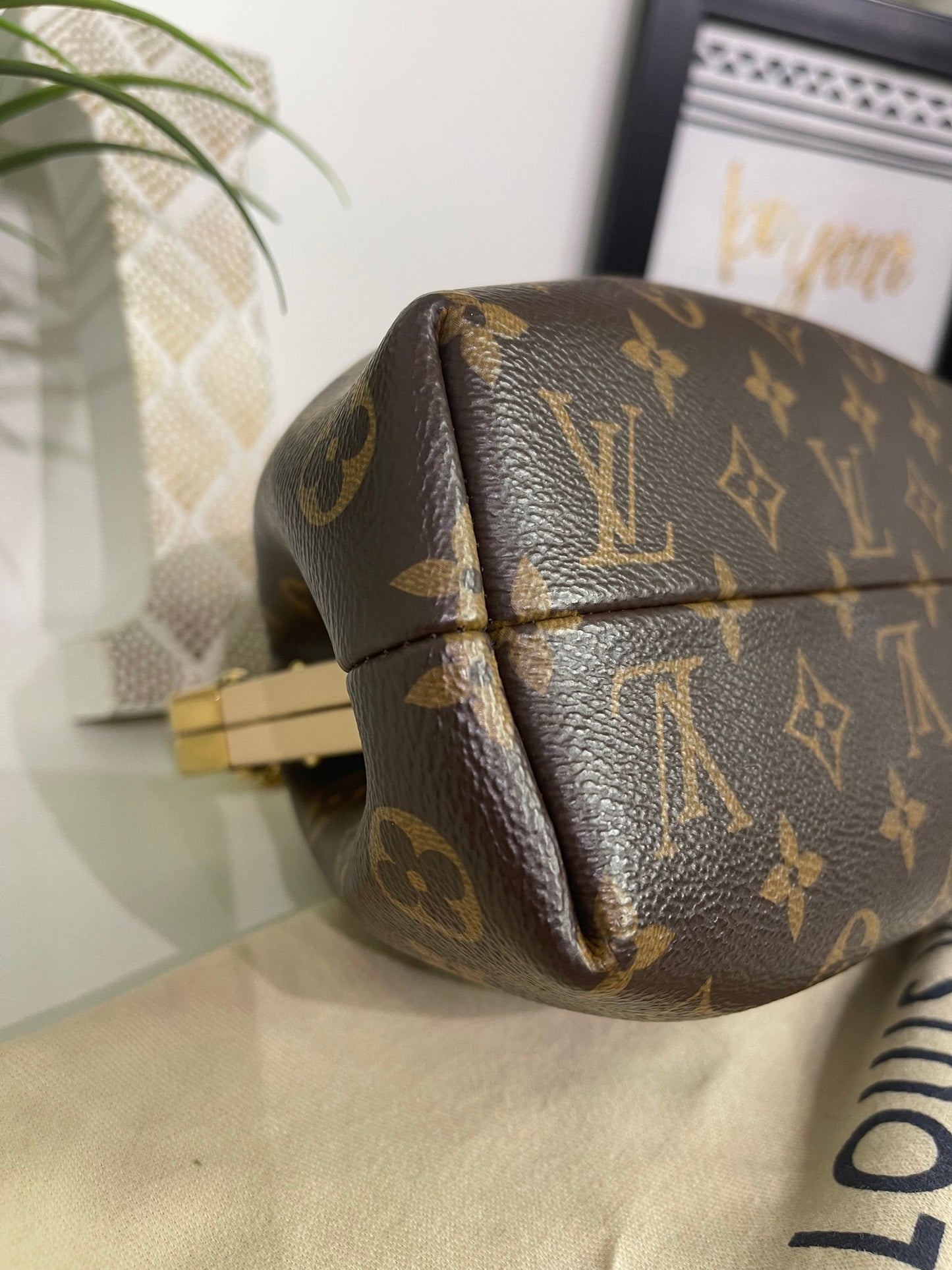 69. Louis Vuitton Monogram 2 Way Clutch