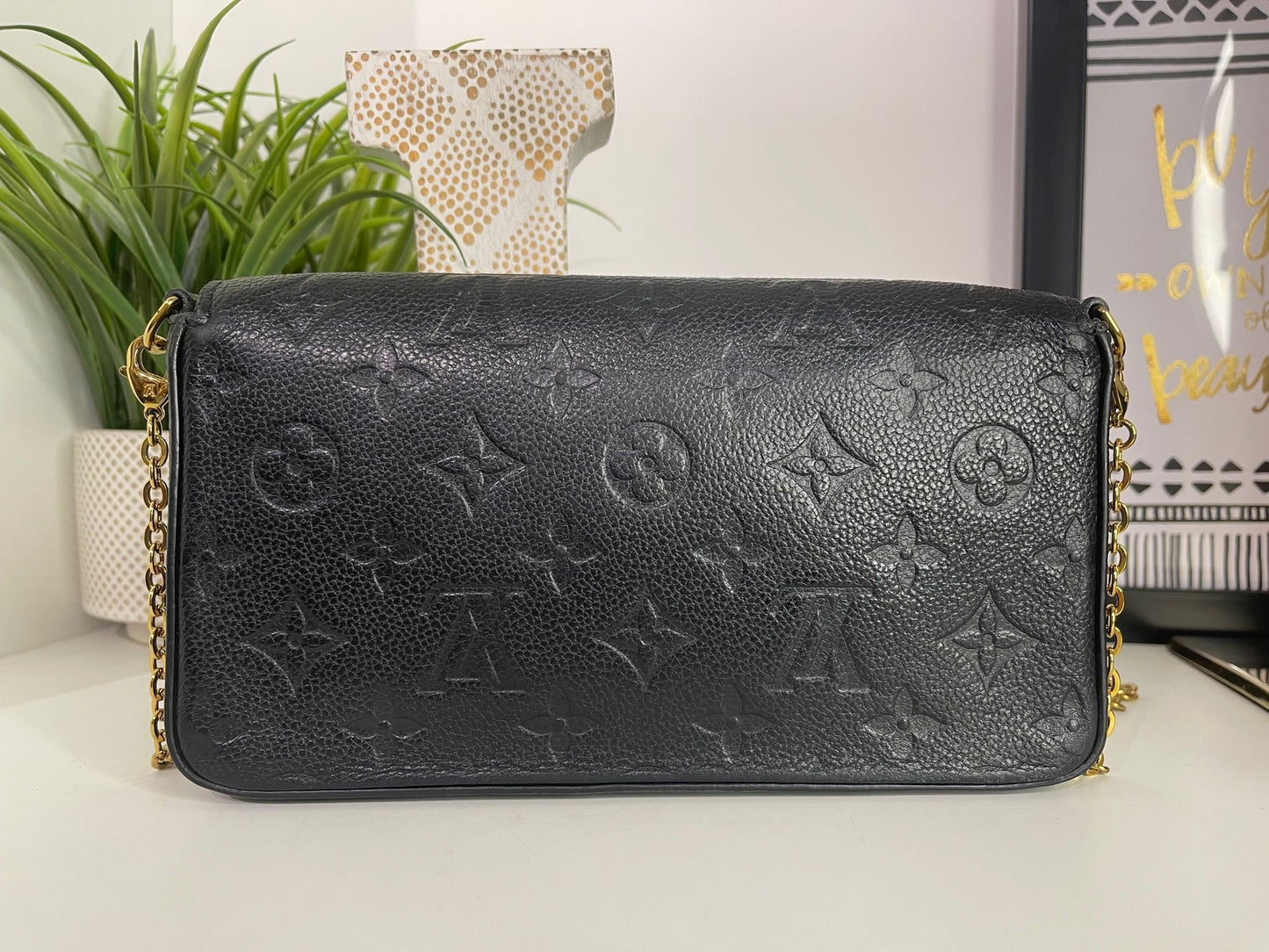 85. Louis Vuitton Black Empriente Felicie Pouchette