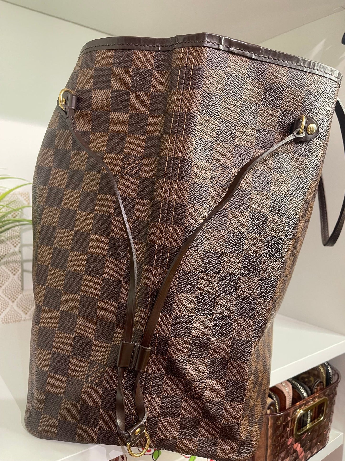 110. Louis Vuitton Damier Ebene Neverfull GM