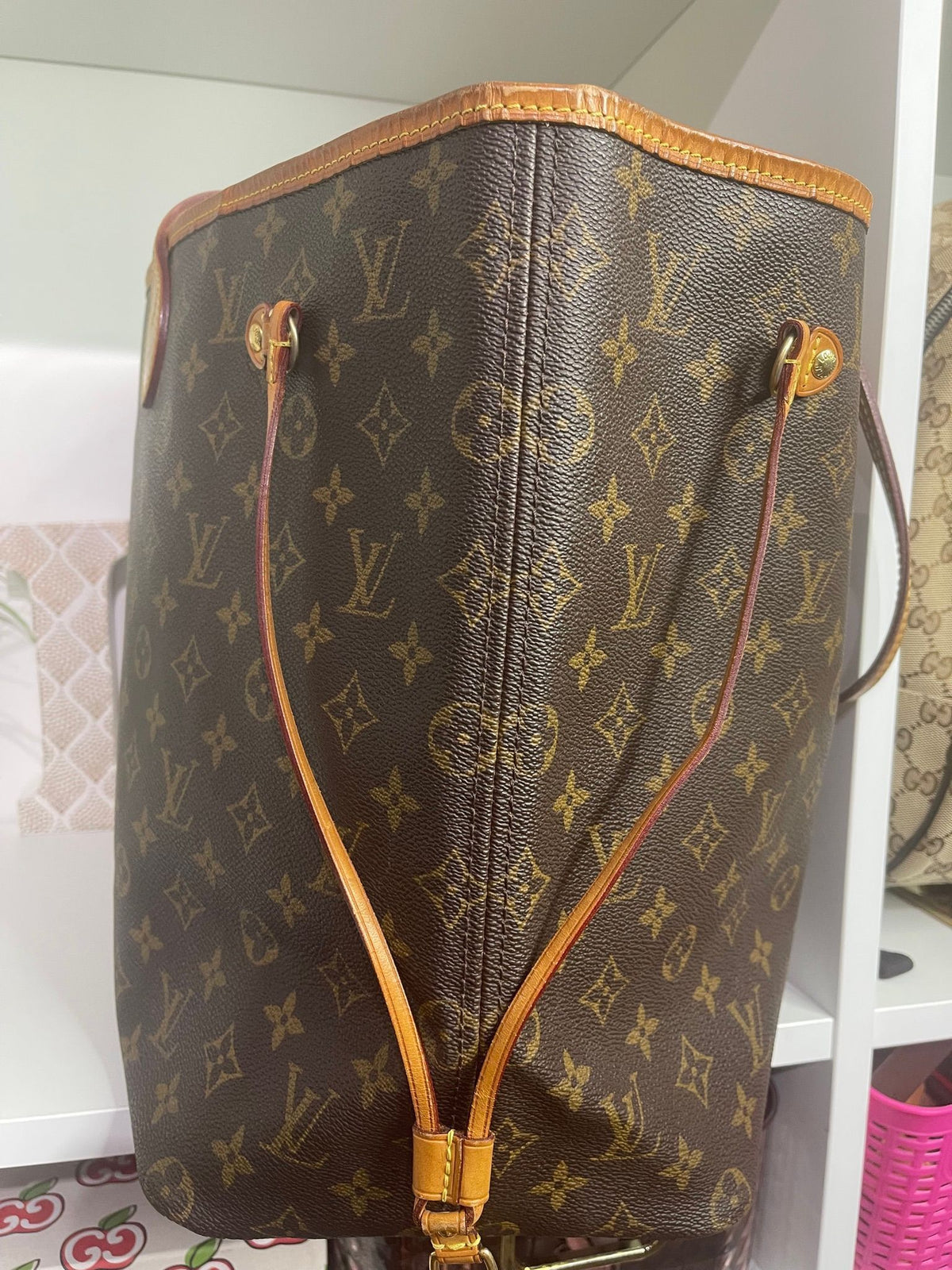 69. Louis Vuitton Monogram Neverfull GM