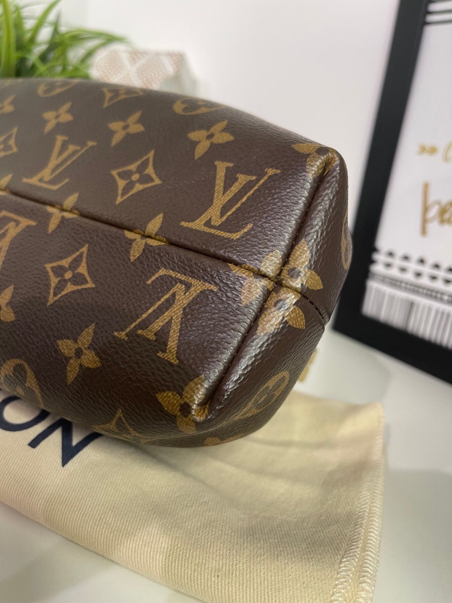 69. Louis Vuitton Monogram 2 Way Clutch