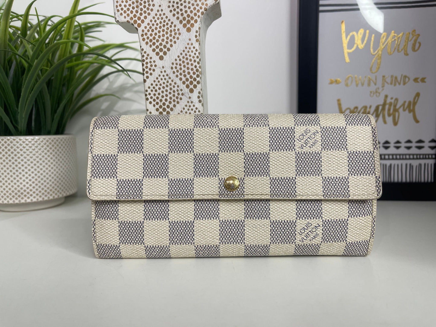 32. Louis Vuitton Damier Azur Sarah Wallet