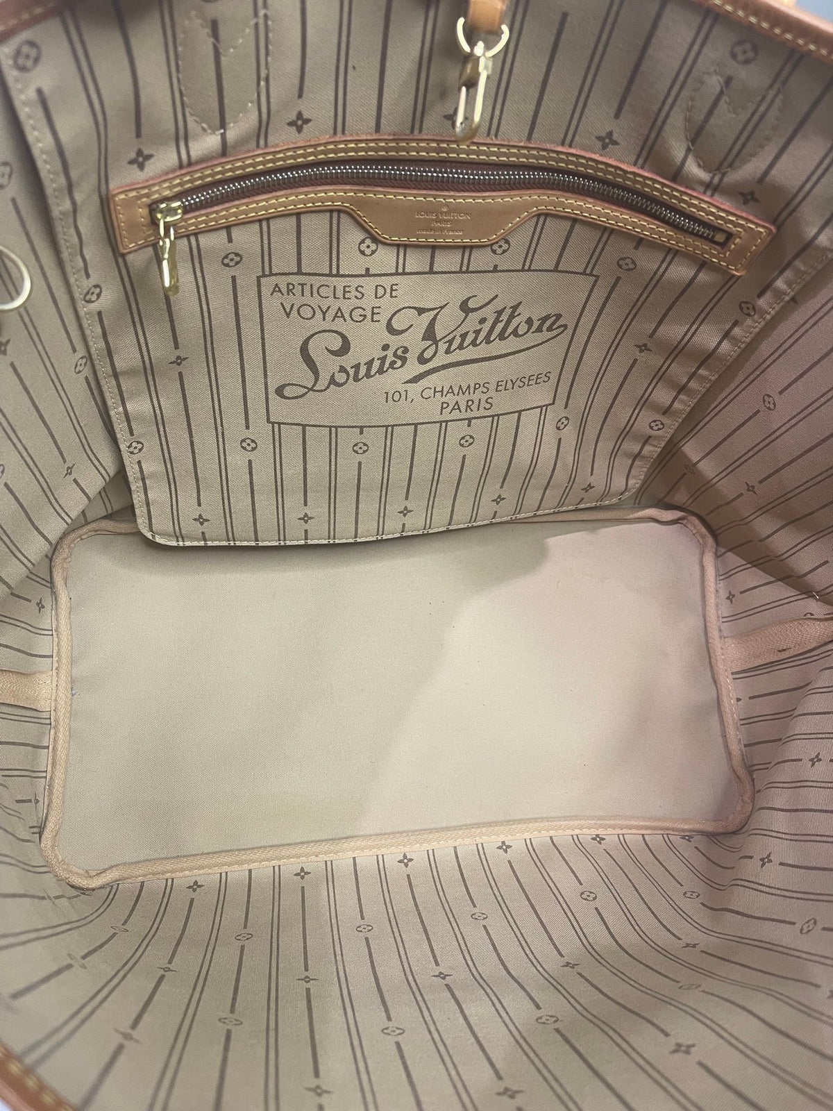 69. Louis Vuitton Monogram Neverfull GM
