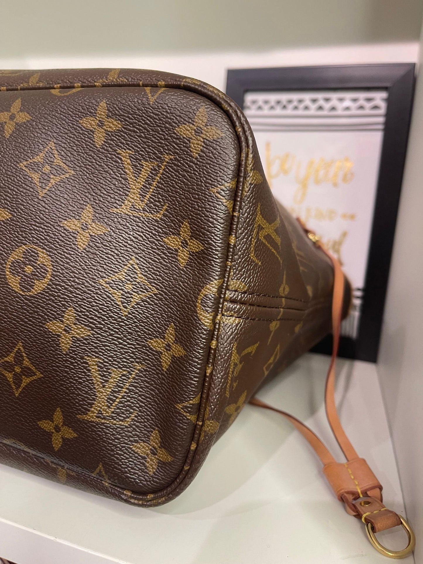 96. Louis Vuitton Monogram Neverfull MM w/ Pouch