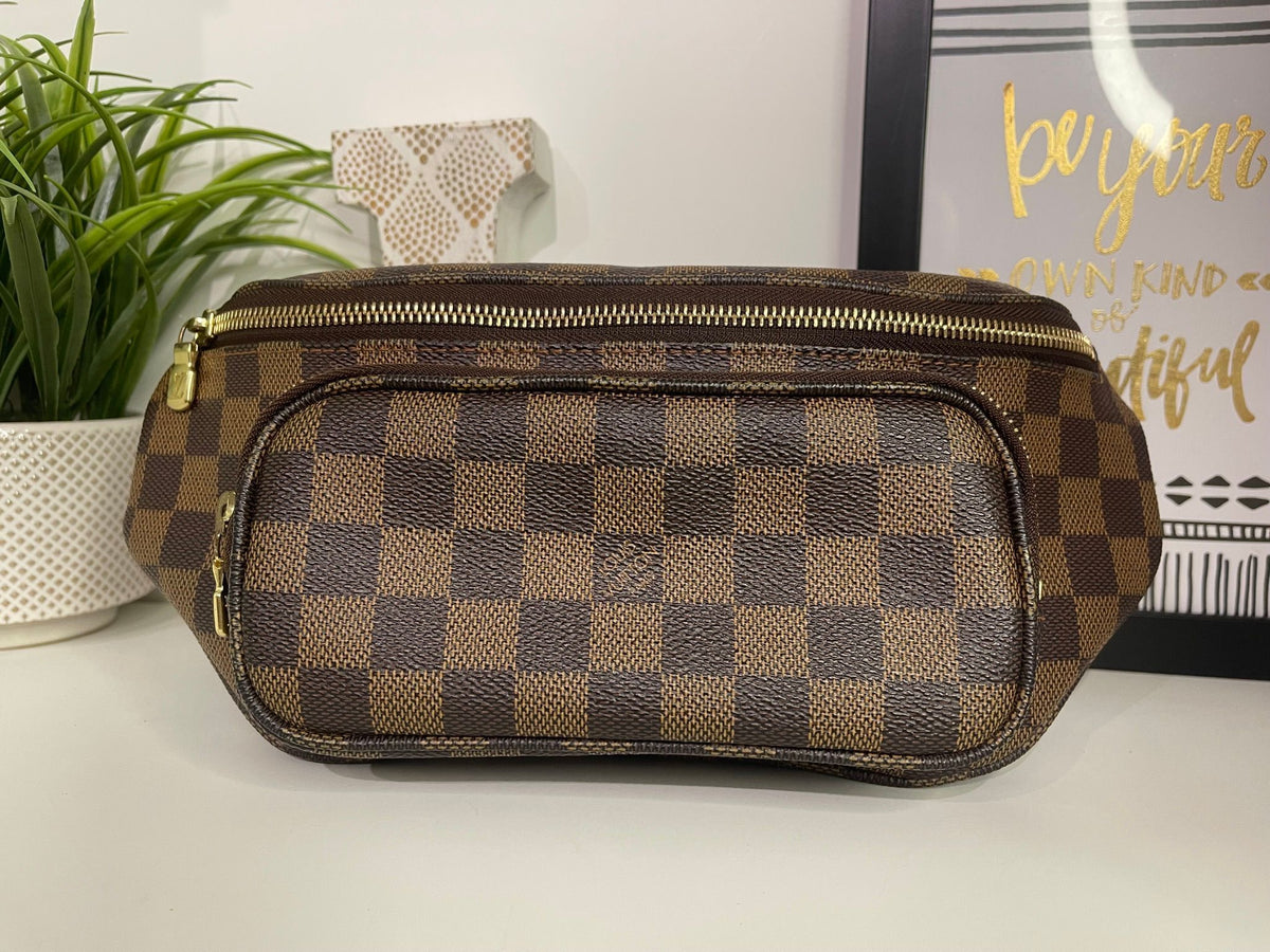 21. Louis Vuitton Damier Ebene Melville Bumbag