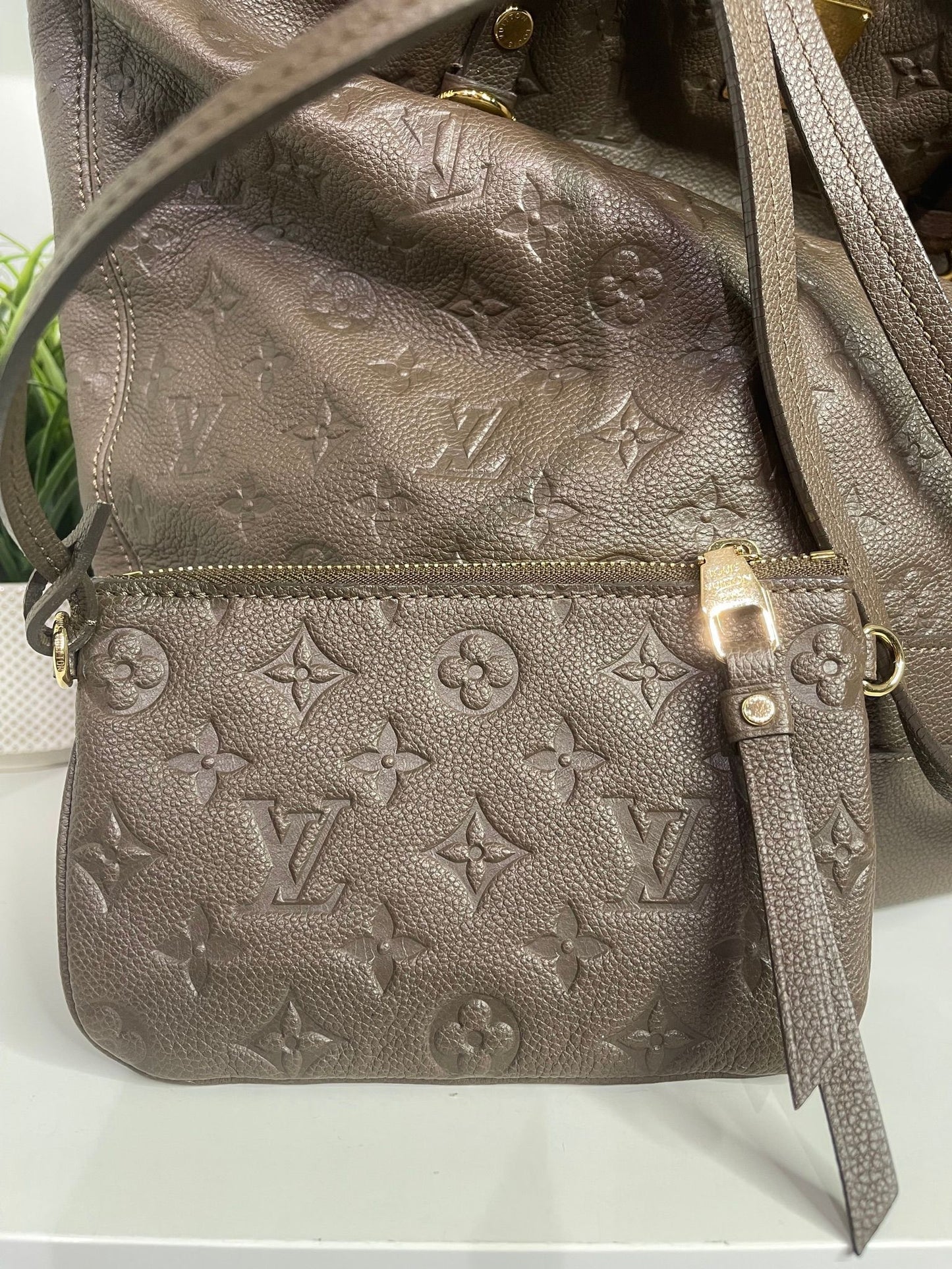 31. Louis Vuitton Mocha GM Citadine w/ Pouch