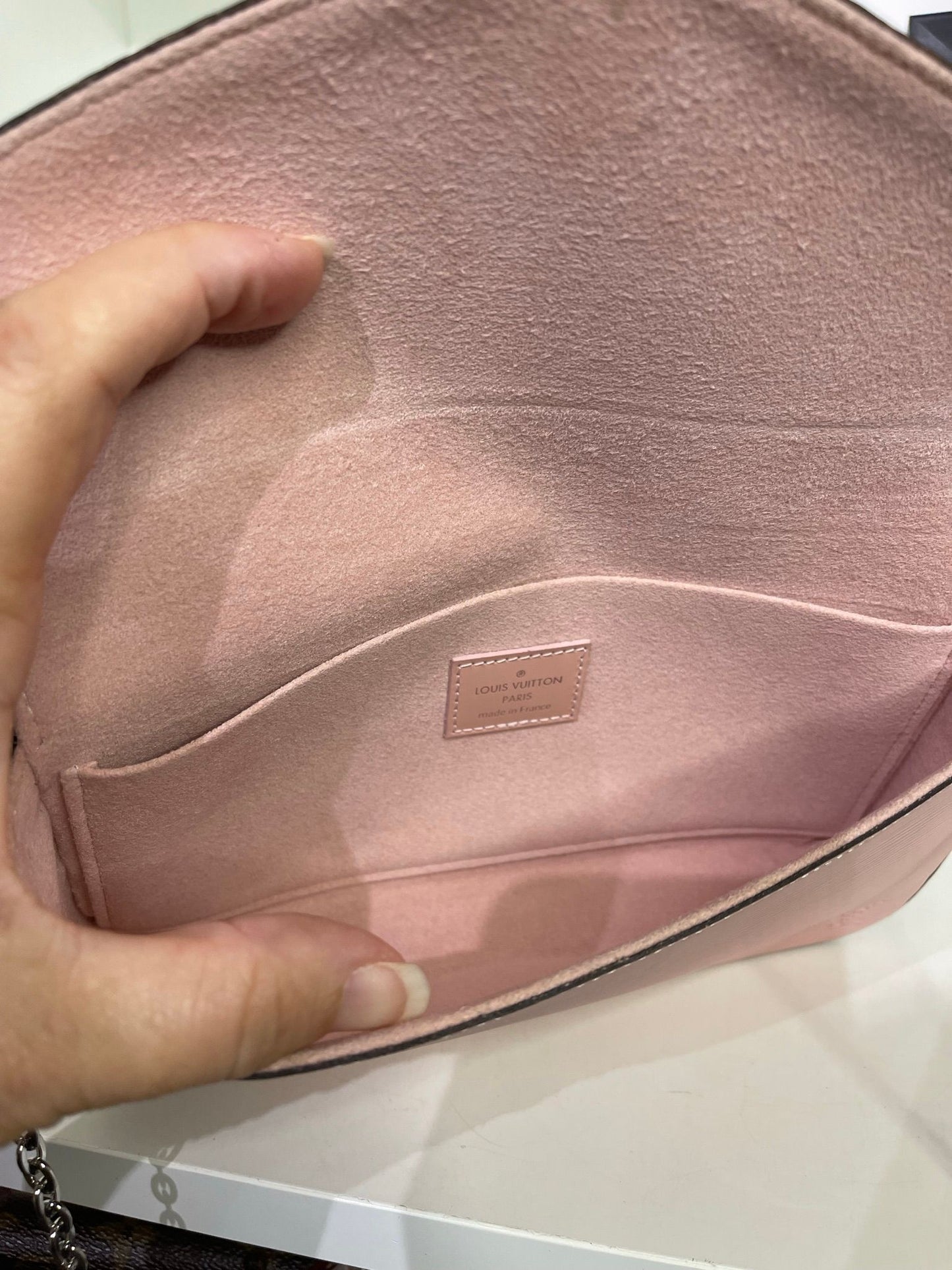 111. Louis Vuitton Pink Epi Felicie Pouchette