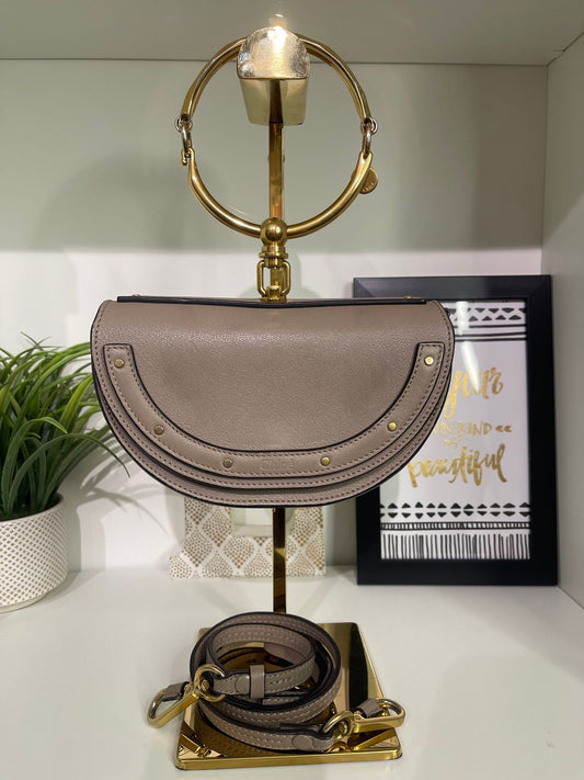 41. Chloe Nile Bracelet Bag (Greige)