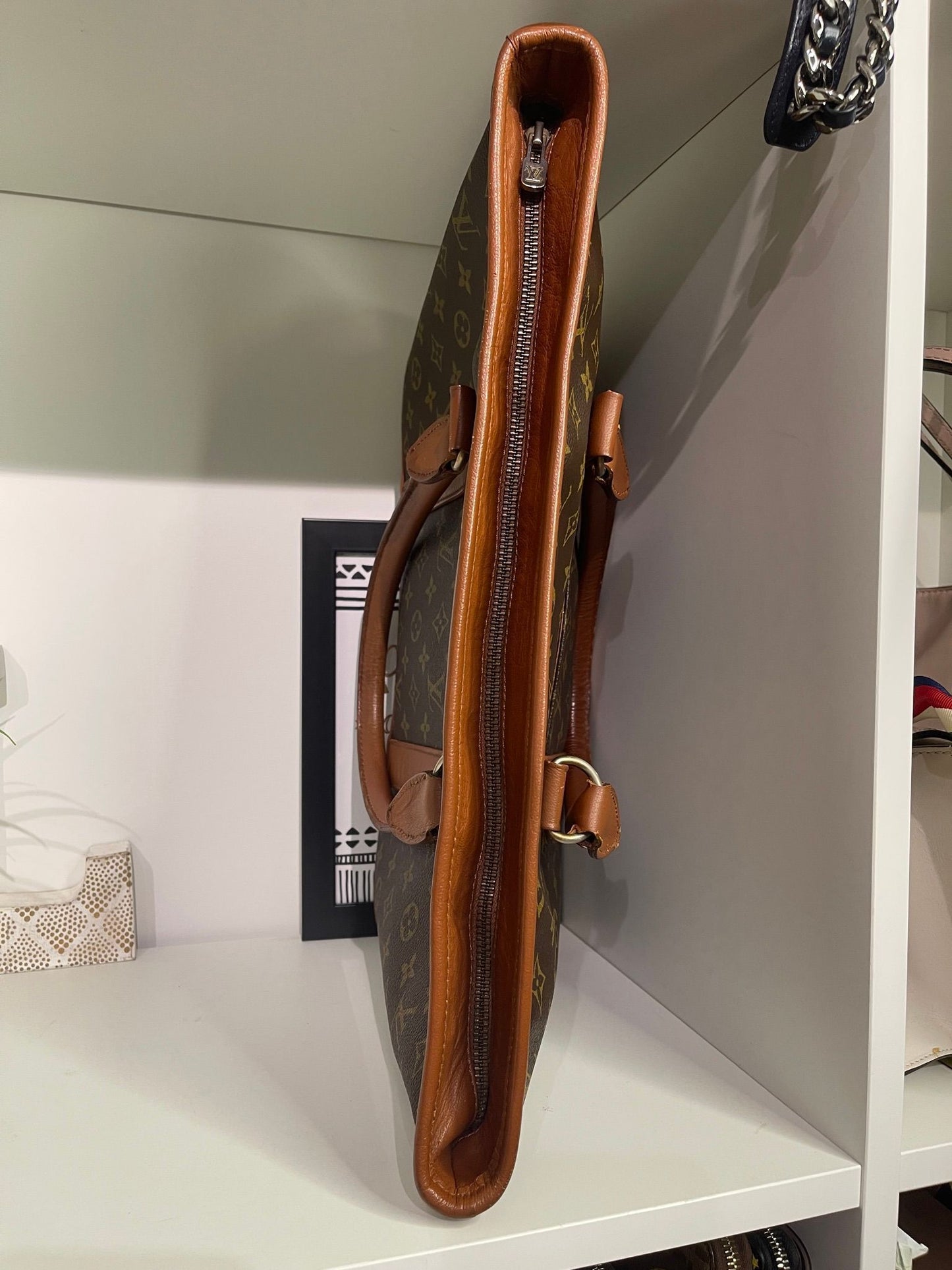 115. Louis Vuitton Monogram Sac Weekender