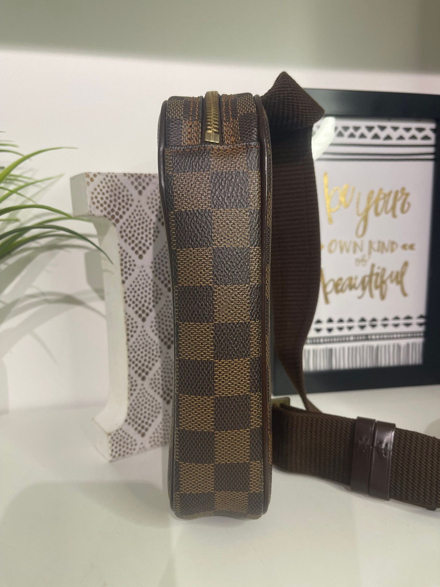 69. Louis Vuitton Damier Ebene Gange Sling Bag