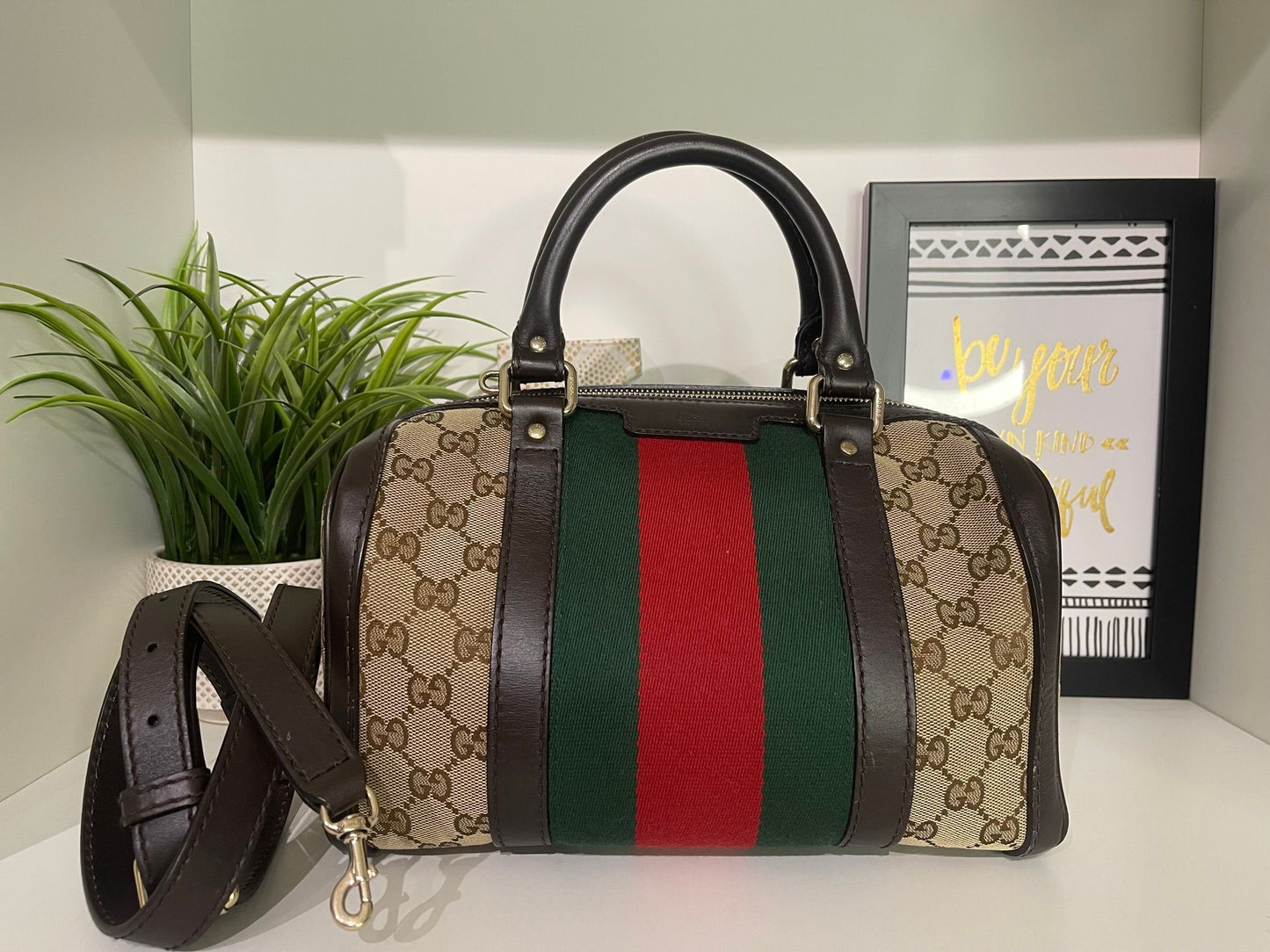 38. Gucci Sherry Line Boston 25 w/ Strap