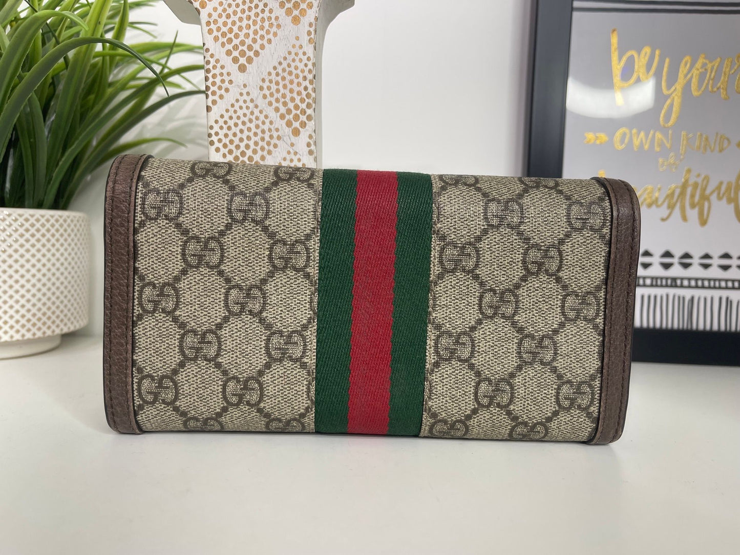 31. Gucci Supreme Sherry Line Long Wallet