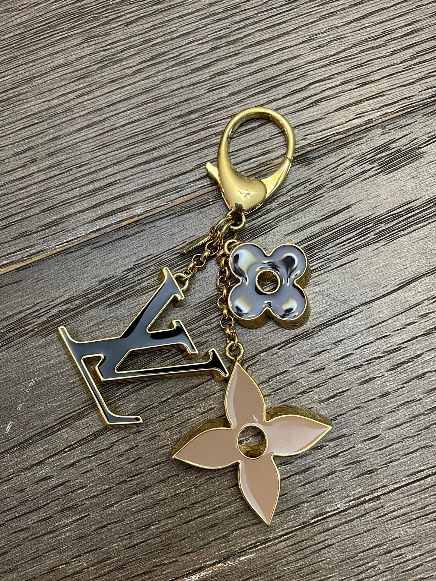 56. Louis Vuitton Fleur De Monogram Bag Charm