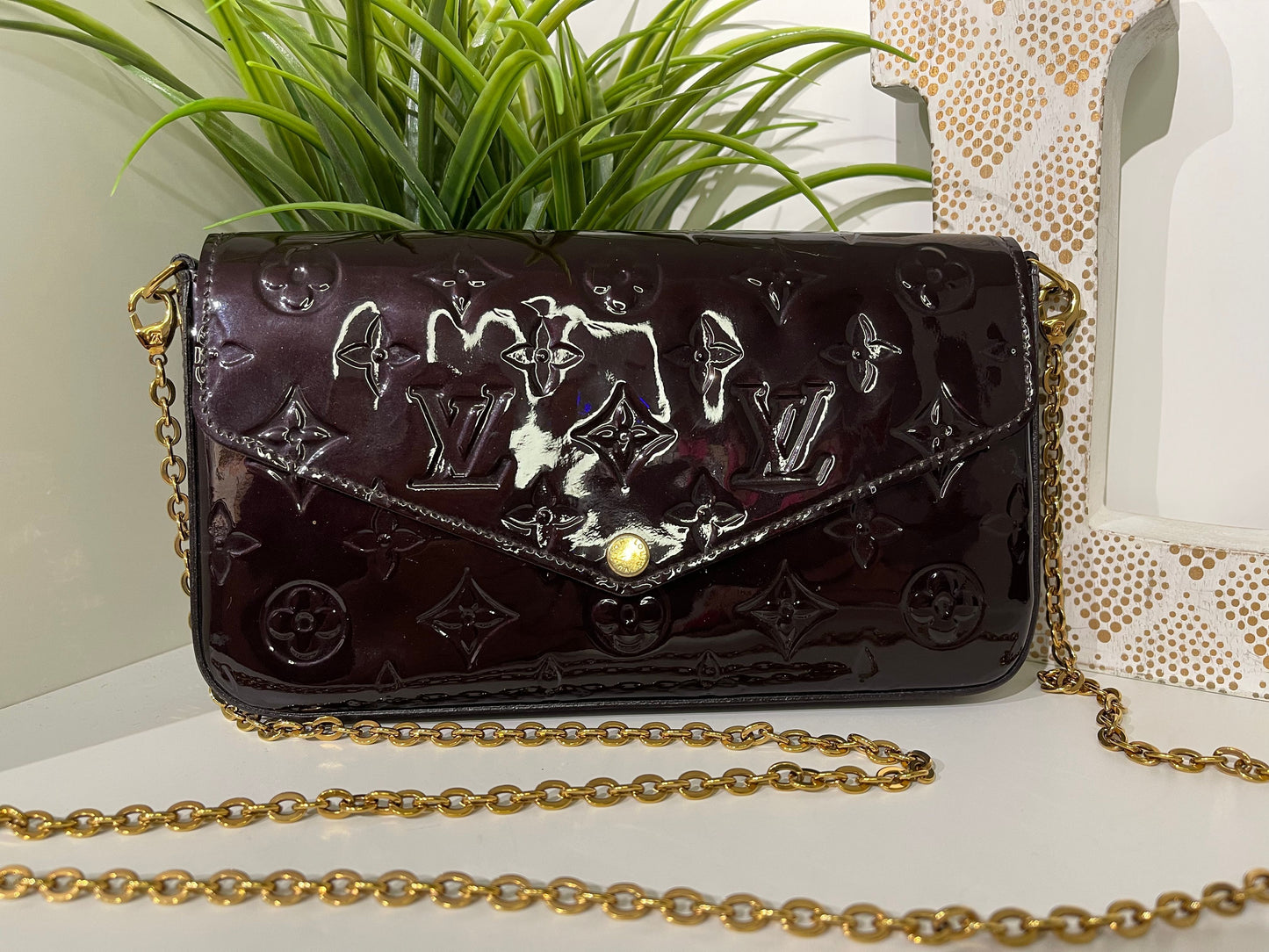 37. Louis Vuitton Amarante Felicie