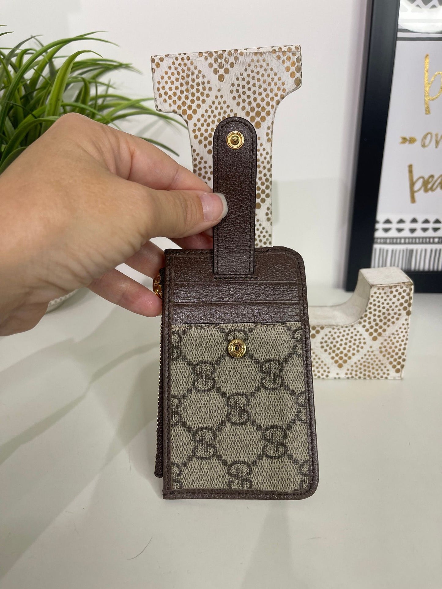 2. Gucci Supreme Sherry Line Card Holder