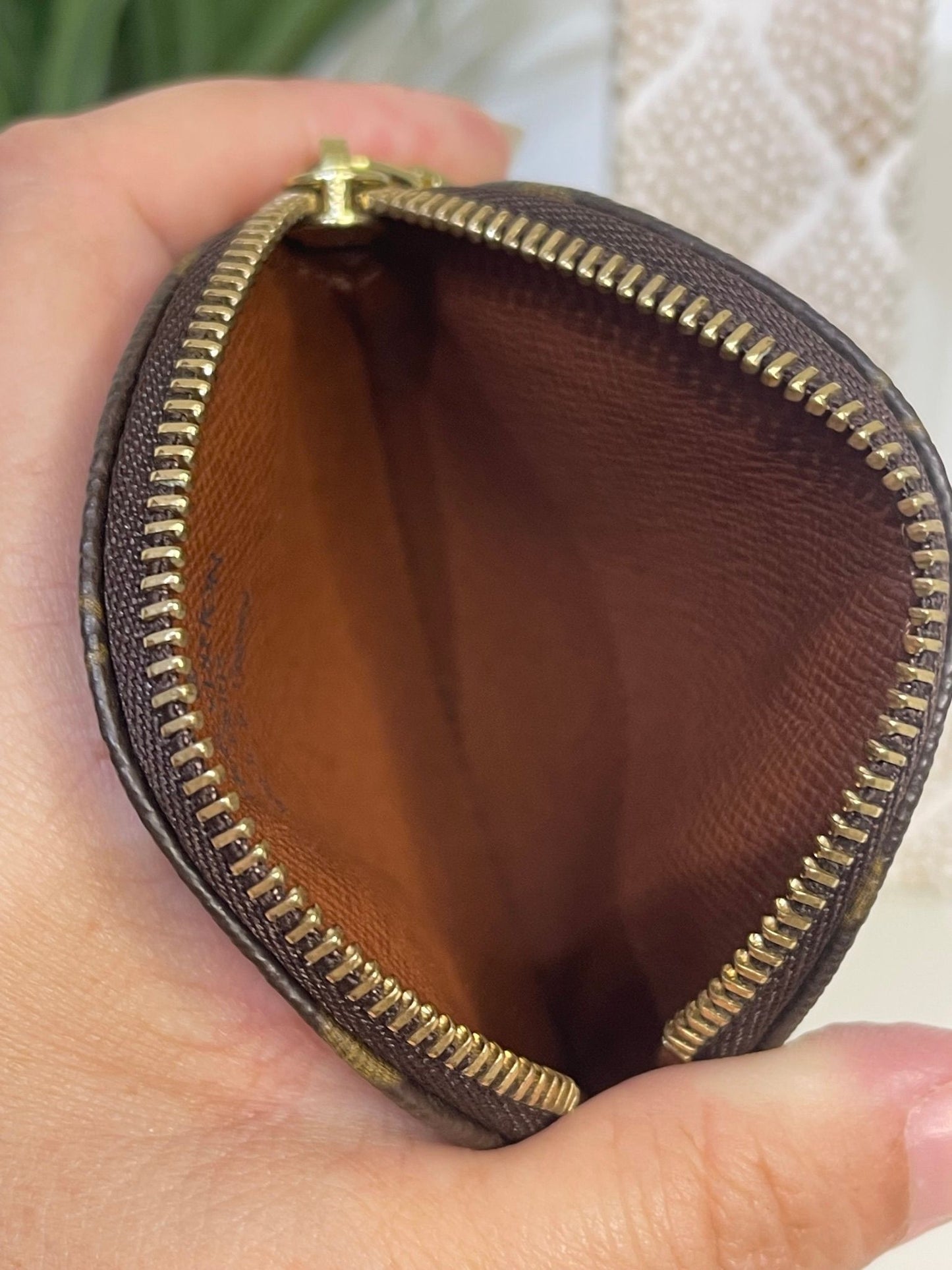 119. Louis Vuitton Monogram Coin Case
