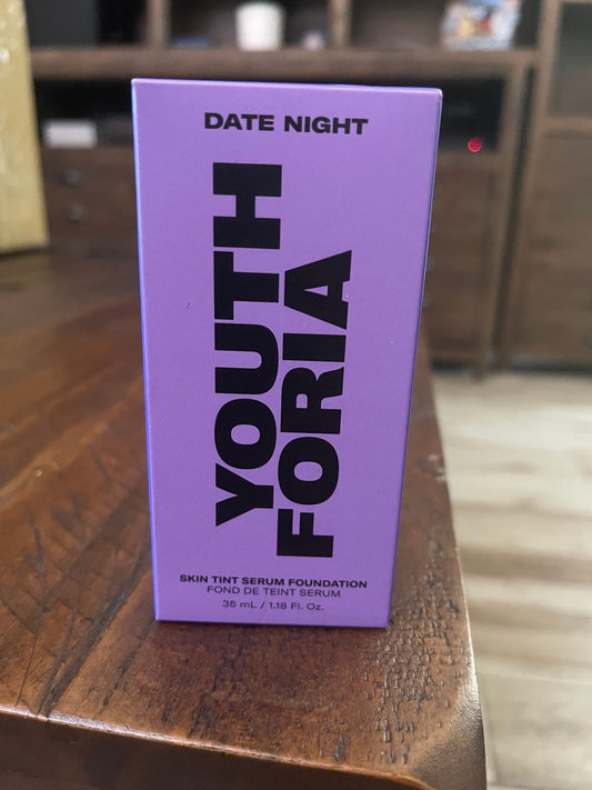 Youth Foria Date Night Foundation - Light Medium