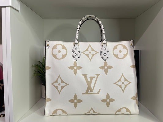 57. Louis Vuitton OnTheGo GM khaki & Green Tote